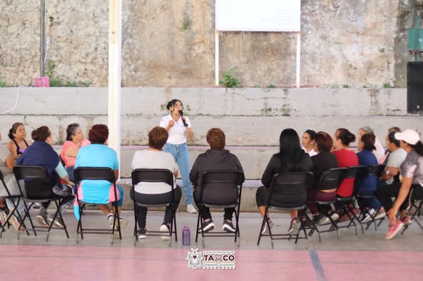 Promueven en Taxco la equidad en el hogar con plática sobre tareas familiares